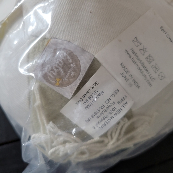 Hallmark Baby Pony and Swaddle Set Muslin Yellow Blanket Baby Gift Gender Neutra - Picture 5 of 5